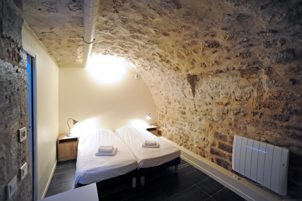 Unique Loft Apartment In Le Marais Paris Exterior photo