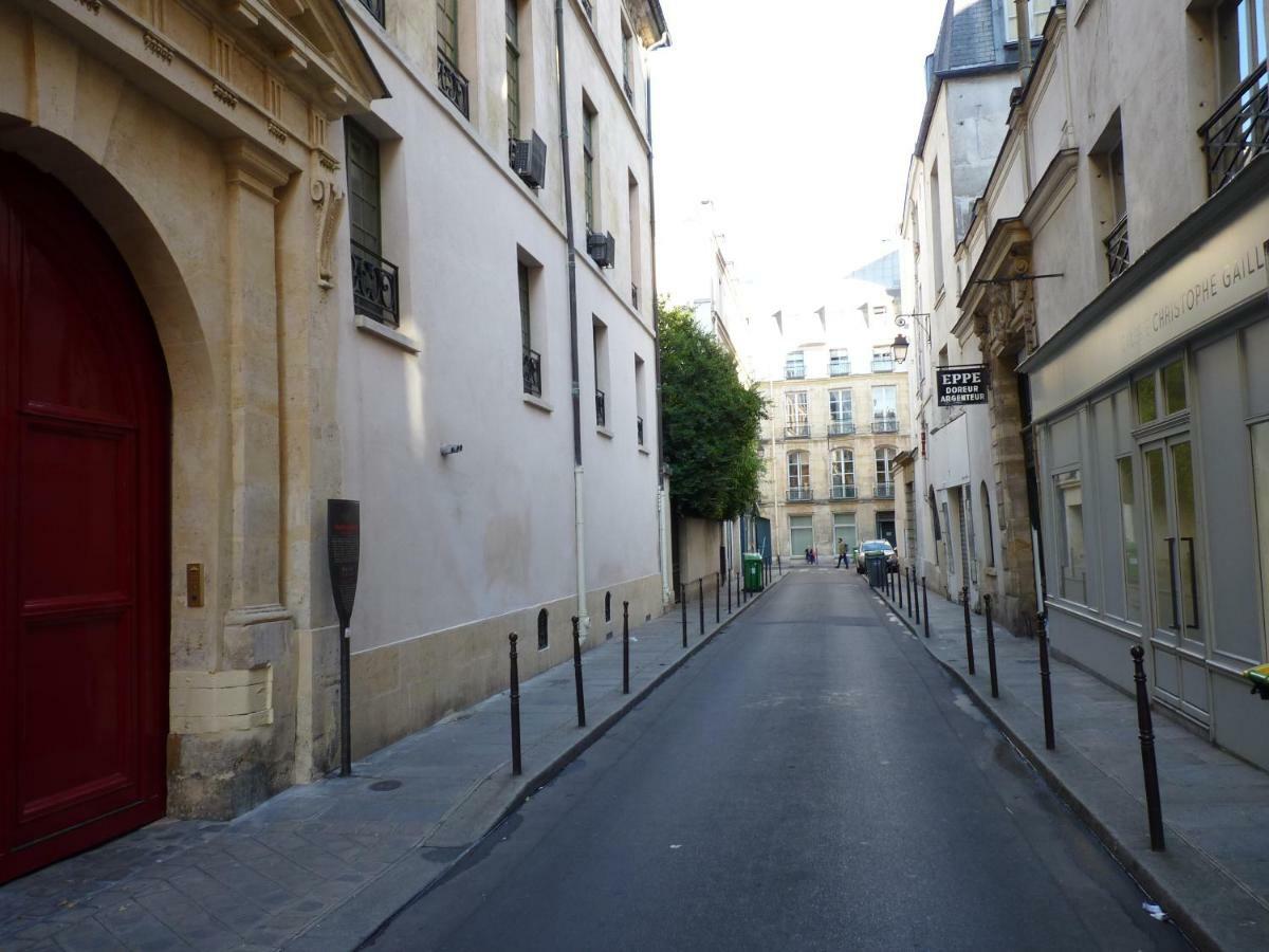 Unique Loft Apartment In Le Marais Paris Exterior photo